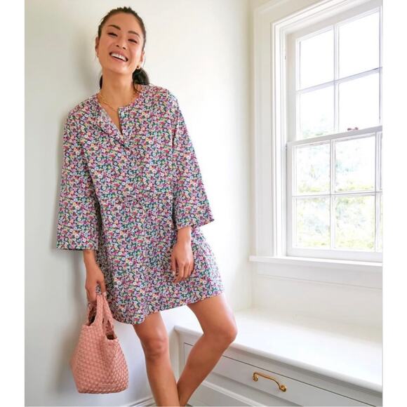 Tuckernuck Lucy Dress Size XL Ditsy Floral Blue Pink Cotton Mini Pomander Place - Picture 3 of 11